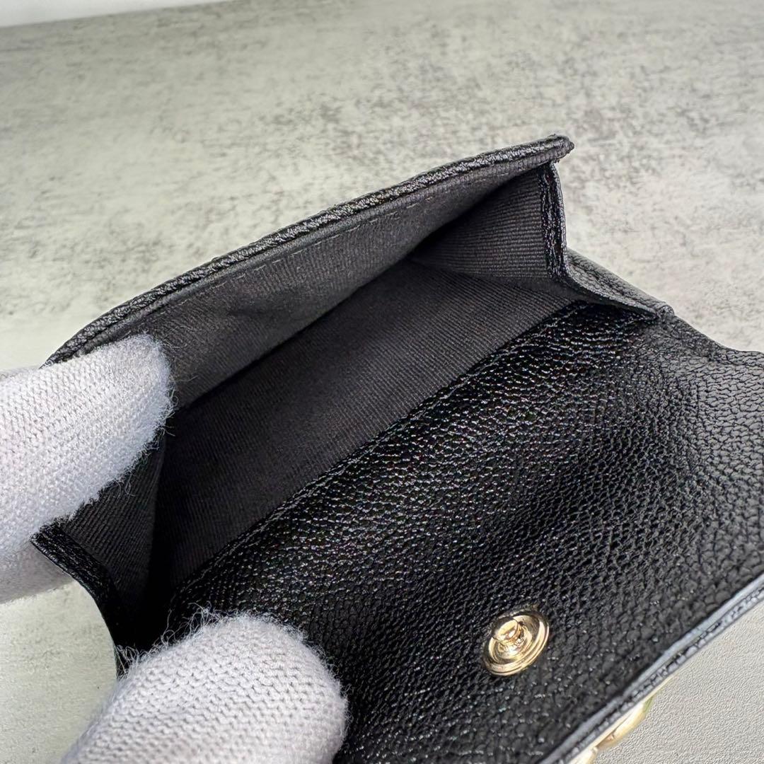 CHANEL ボーイシャネル　キャビアスキン　三つ折り財布