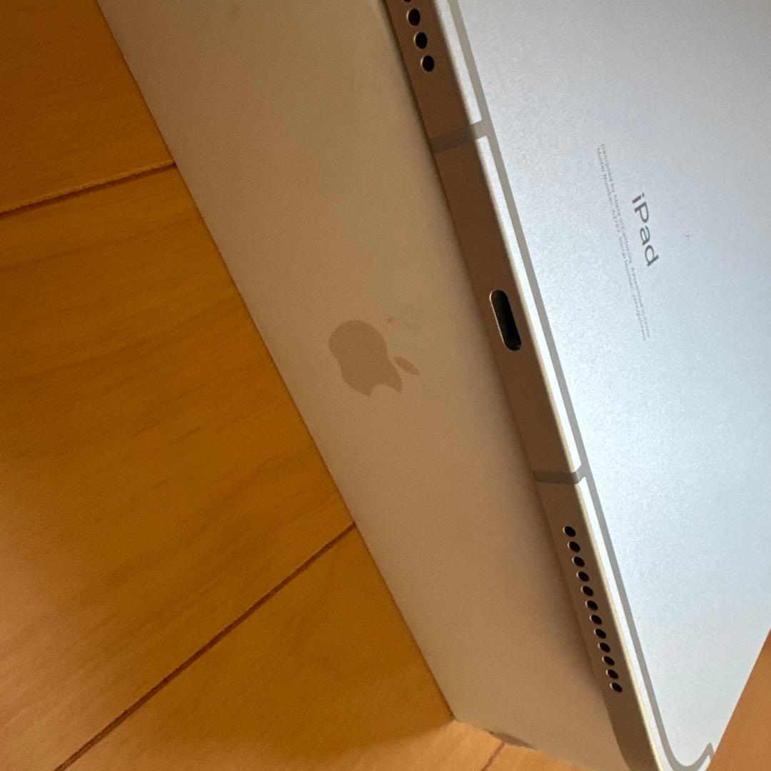 iPad 10世代　WIFI＋CELLULARモデル