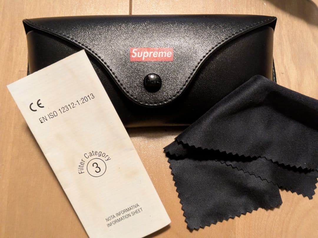 Supreme サングラス ケース付き