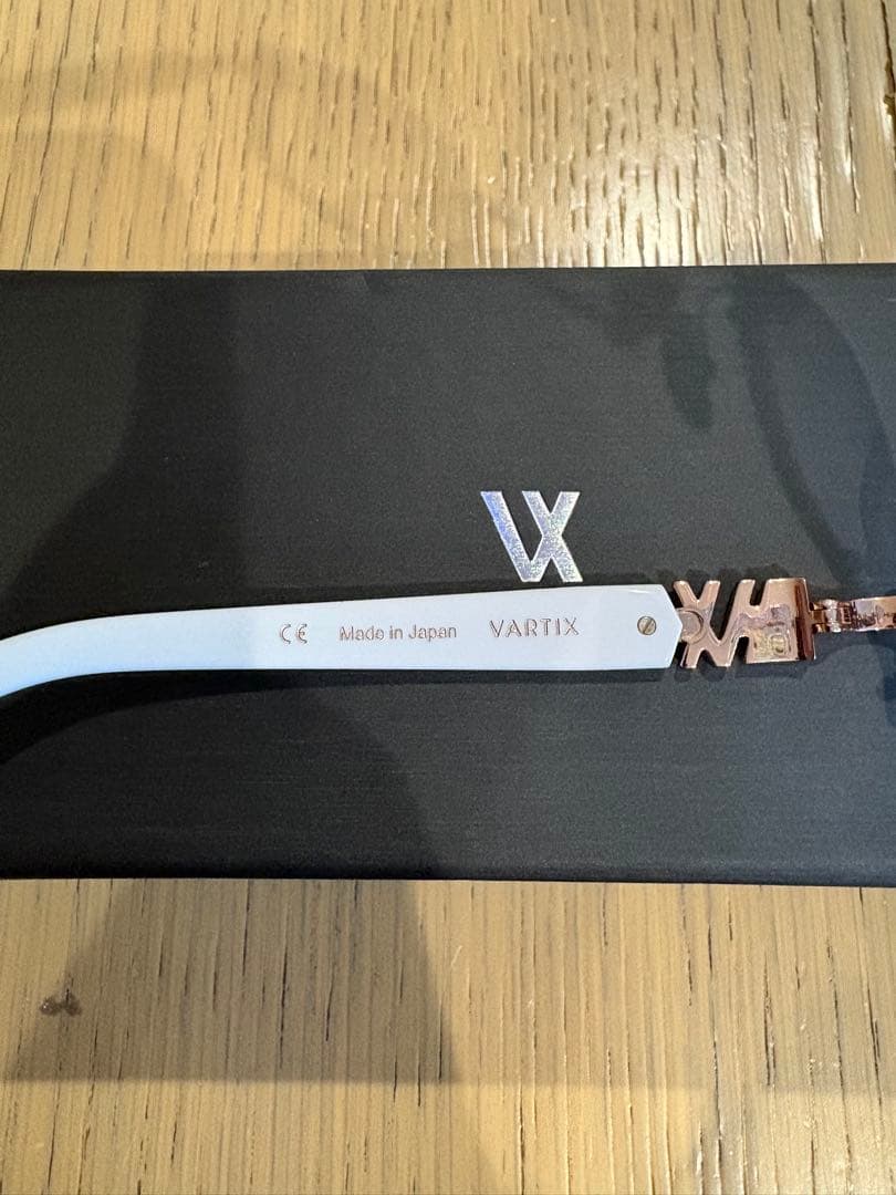 ※3月中限定出品　VARTIX リムレスサングラス　VX-MS01 Gackt
