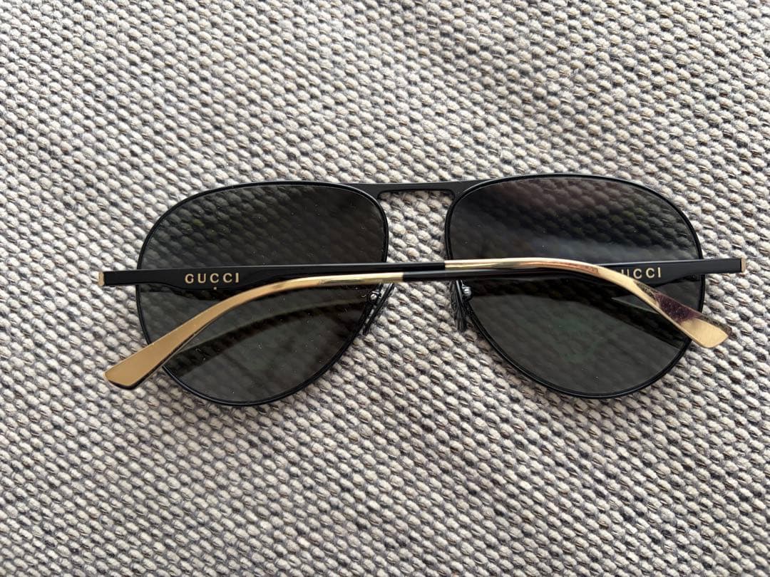 Gucci タイガー　サングラス 専用ケース付き
