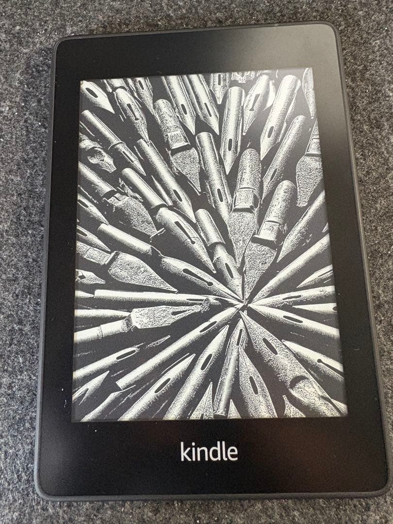 あ*ら様 Kindle Paperwhite 第10世代 32GB 広告無し　上