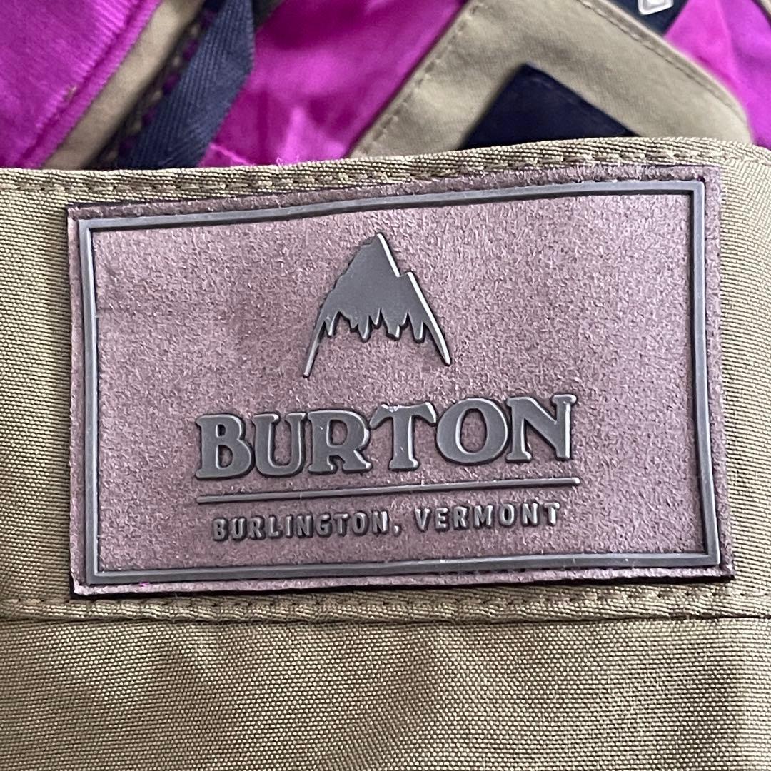 美品　BURTON ゴアテックスパンツ　カーキ　M