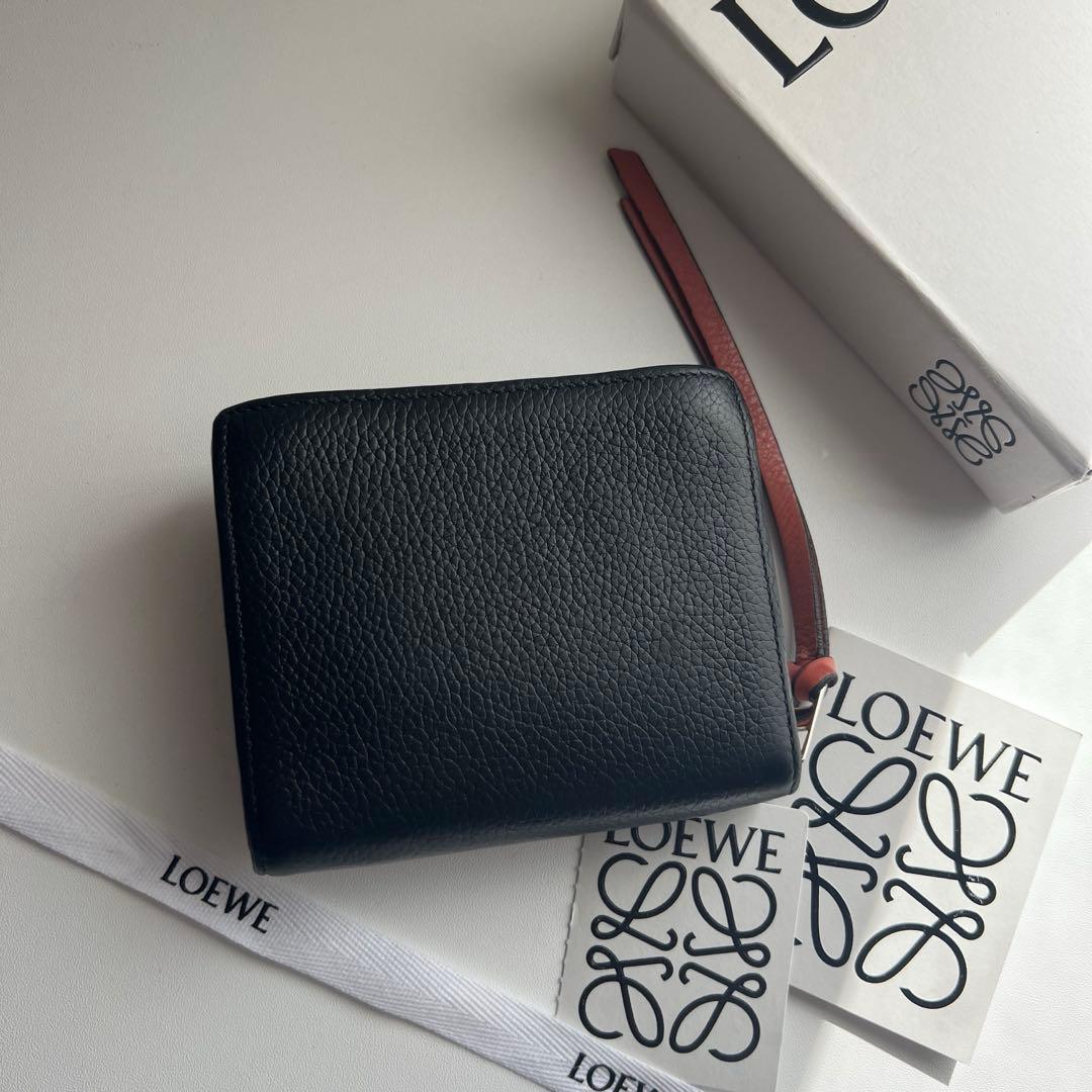 217 極上美品 LOEWE ロエベ 2つ折り財布