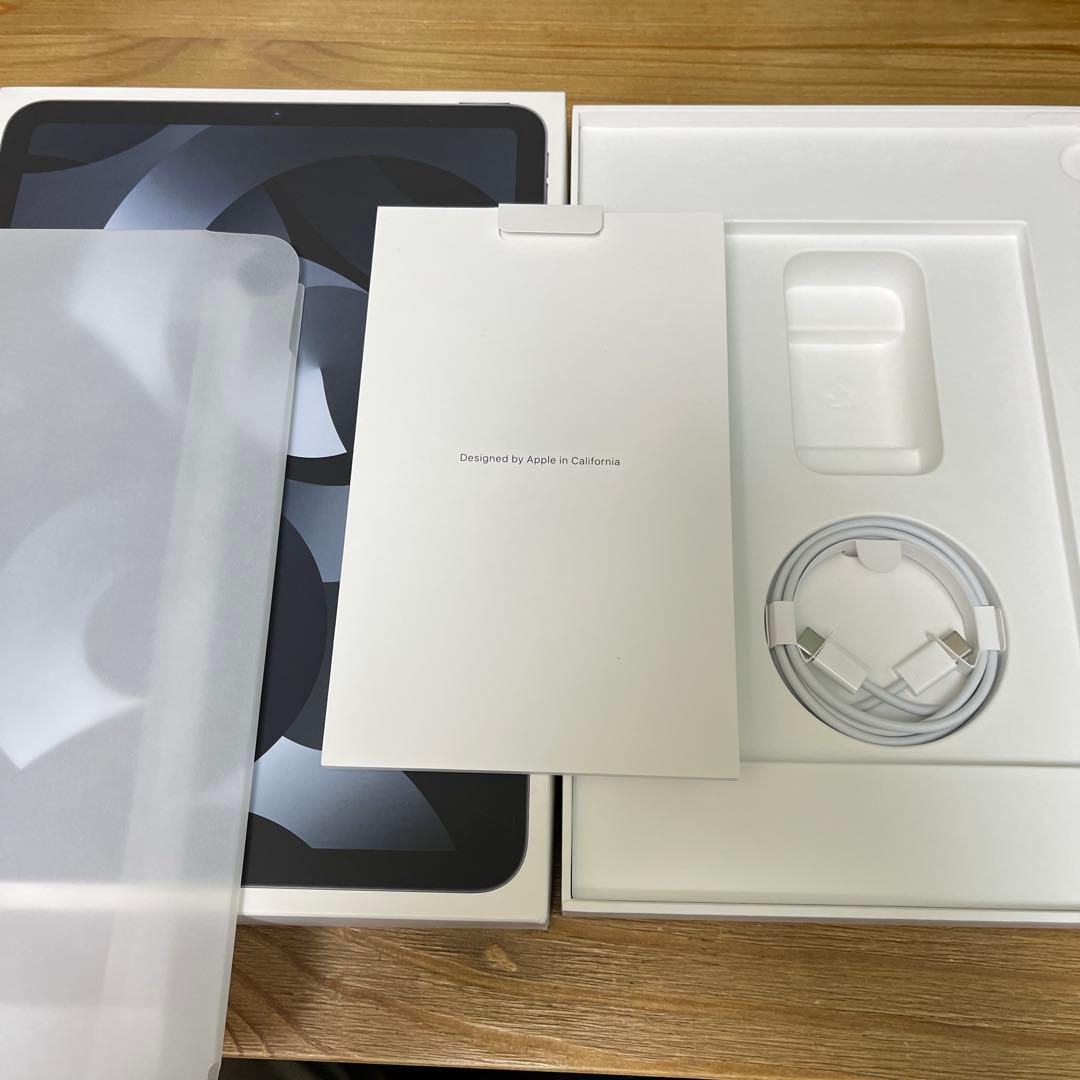 11インチiPad Air 第5世代 64GB Wi-Fi ケース付 グレー