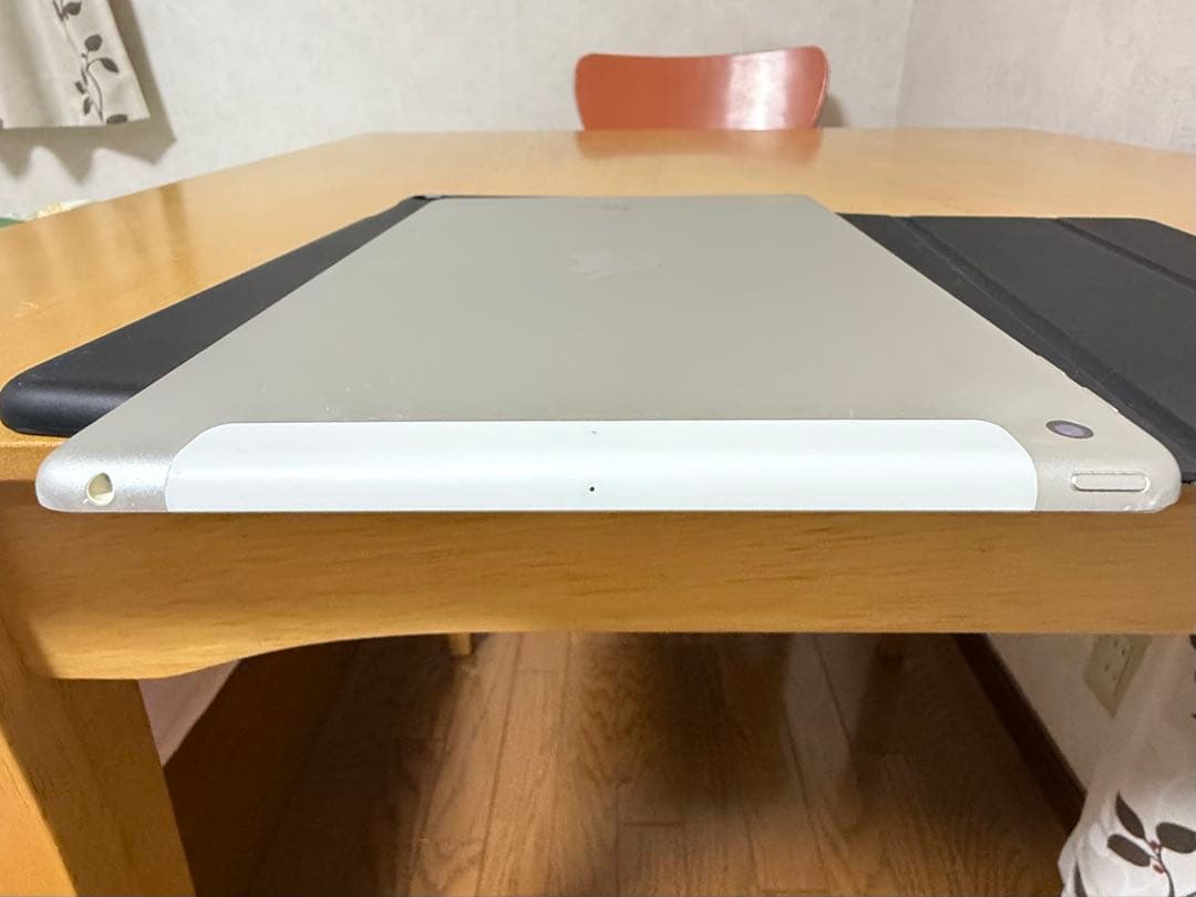 iPad 第6世代　32G セルラーモデル