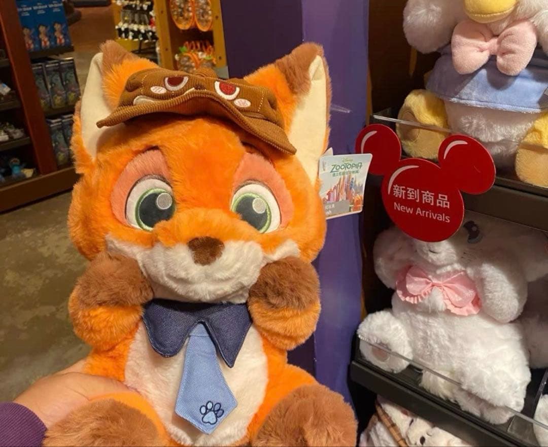 Nao♡ 上海ディズニー 小さい旅人　ズートピア ニックぬいぐるみ