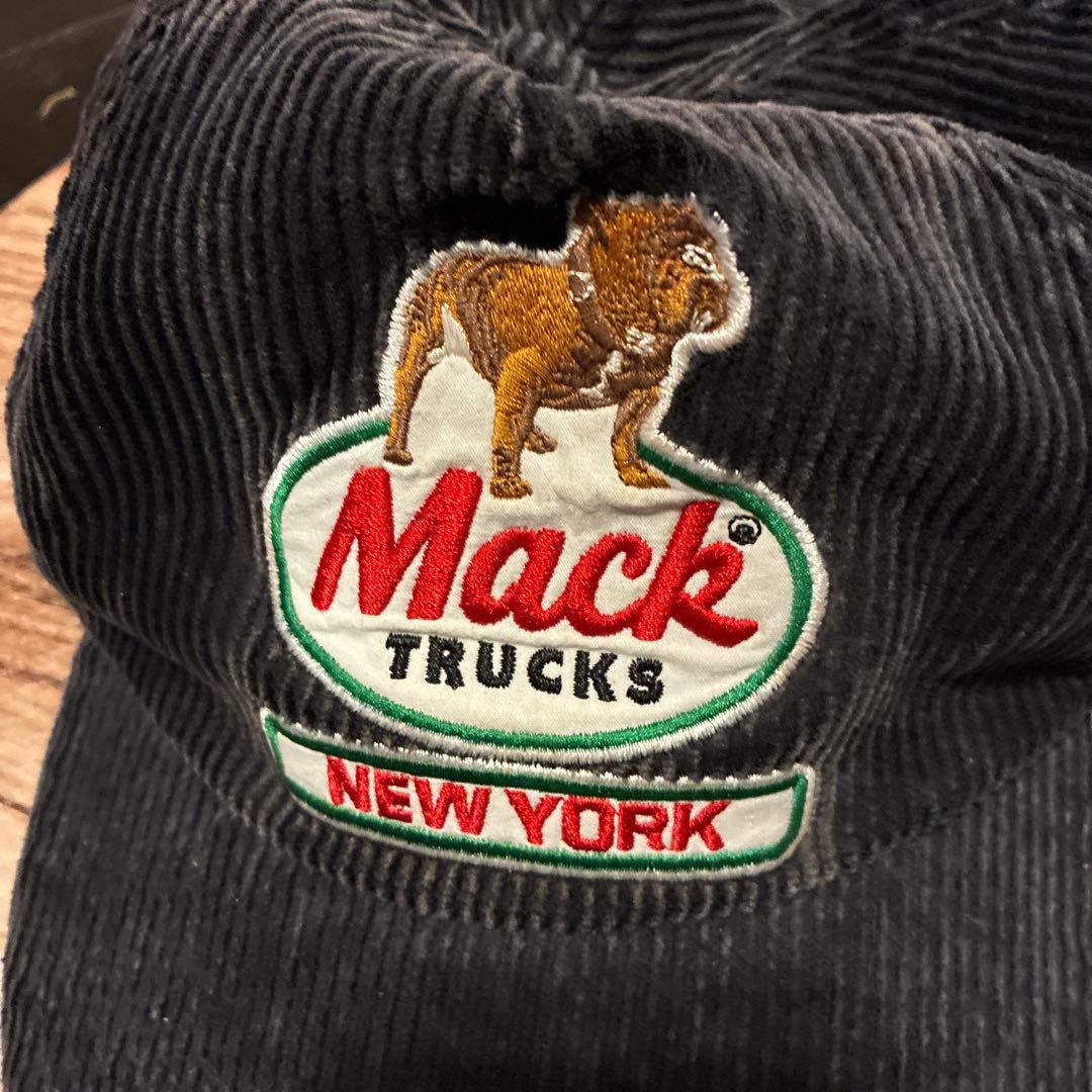 MACK TRUCKS マック・トラックスフ ェードコーデュロイキャップ