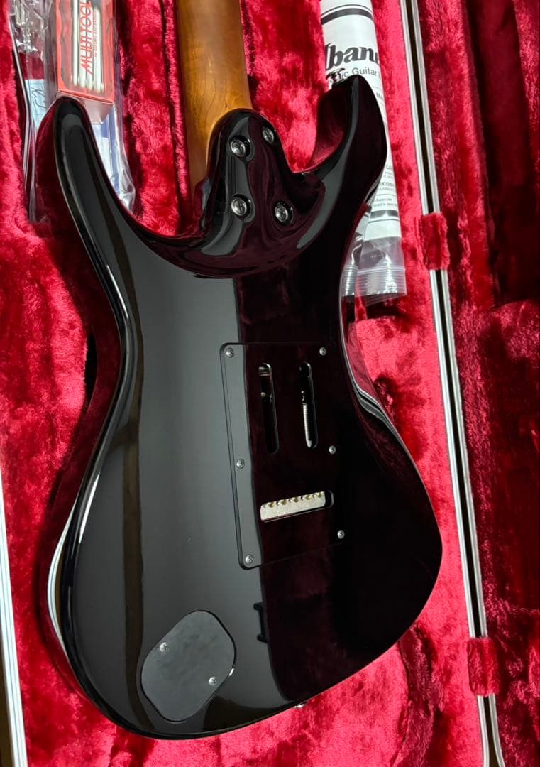 美品　Ibanez AZ2204B Prestige