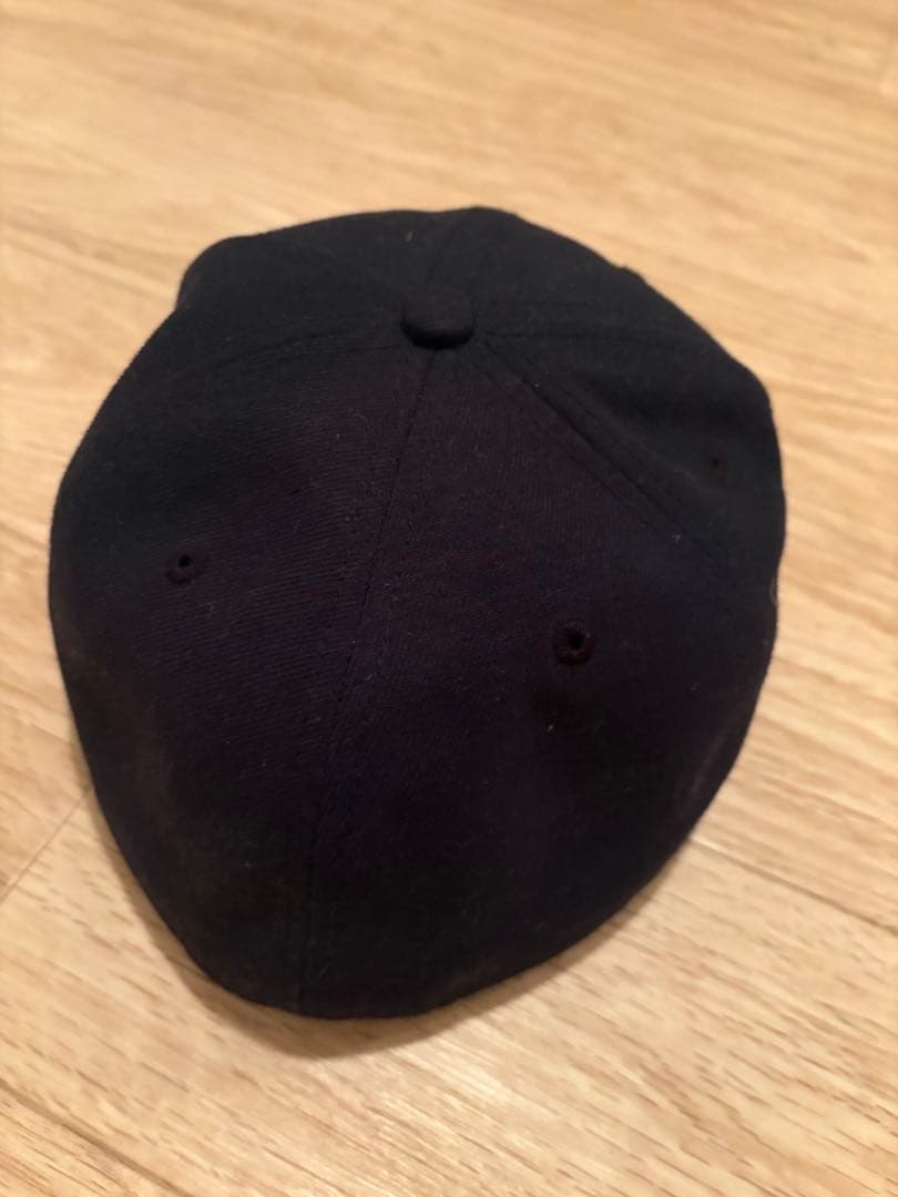 F.C.R.B. NEWERA エンブレム キャップ
