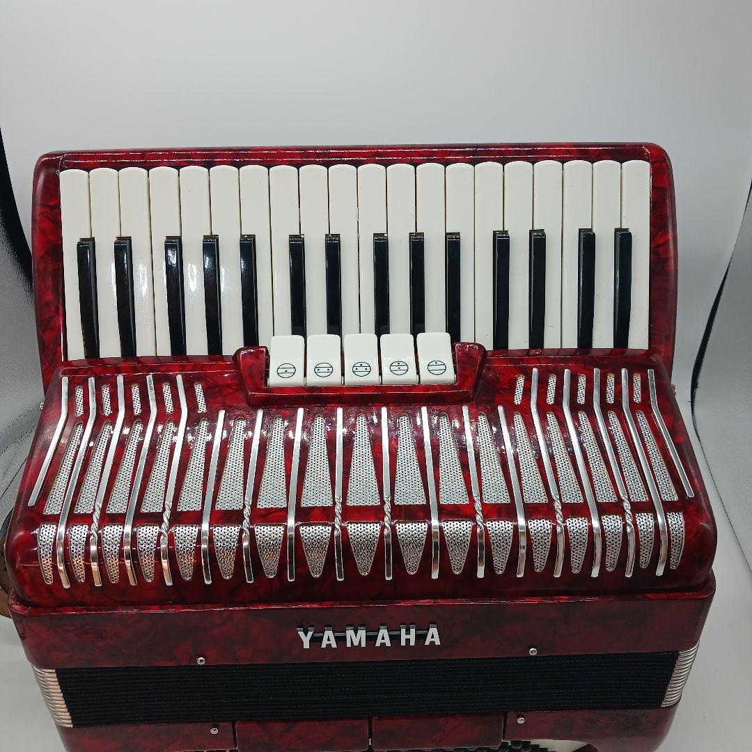 y*6様 YAMAHA アコーディオン 赤 37鍵 120ボタン
