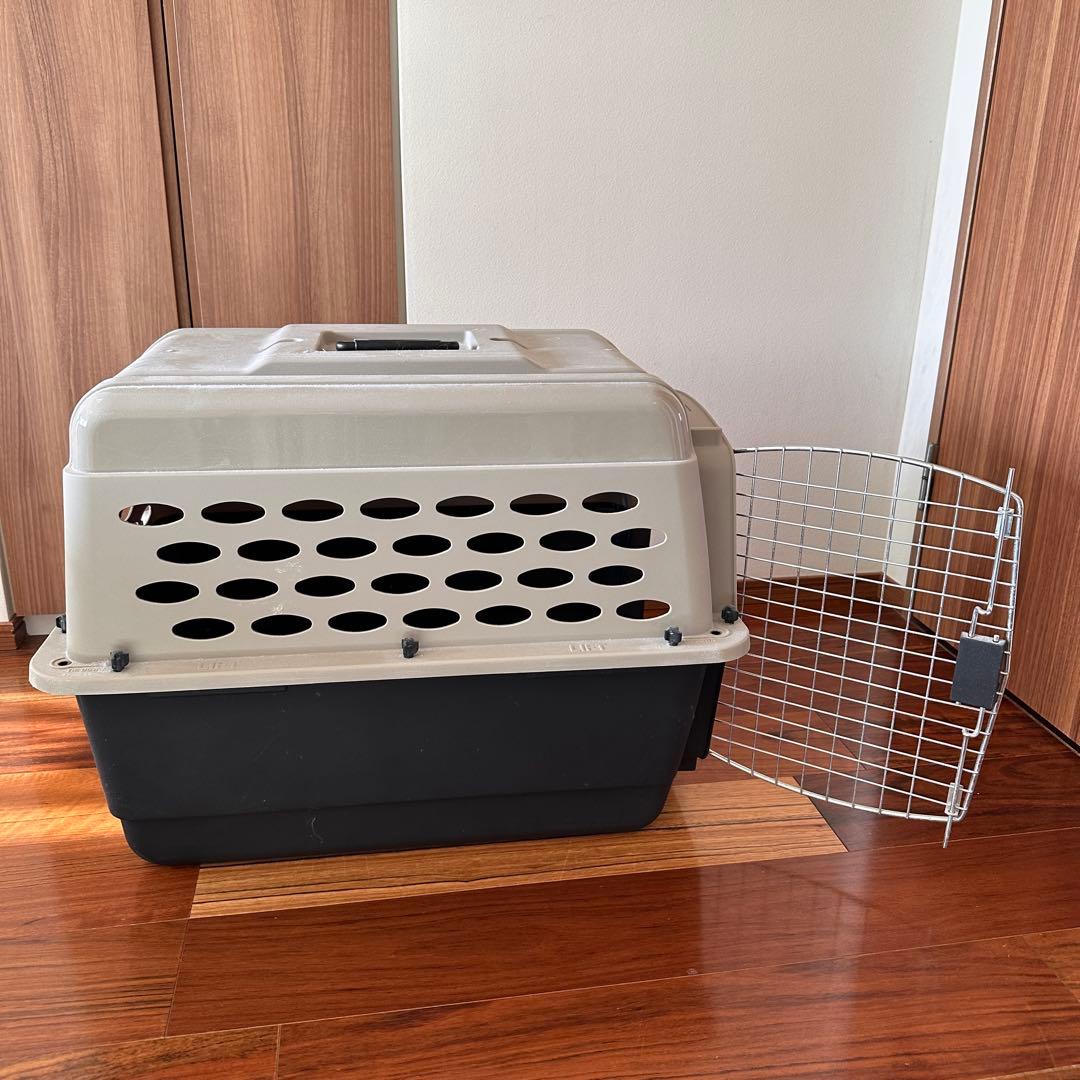 犬用キャリー 中型犬用 ベージュ/黒 Mサイズ（9-13.５kg） バリケンネル