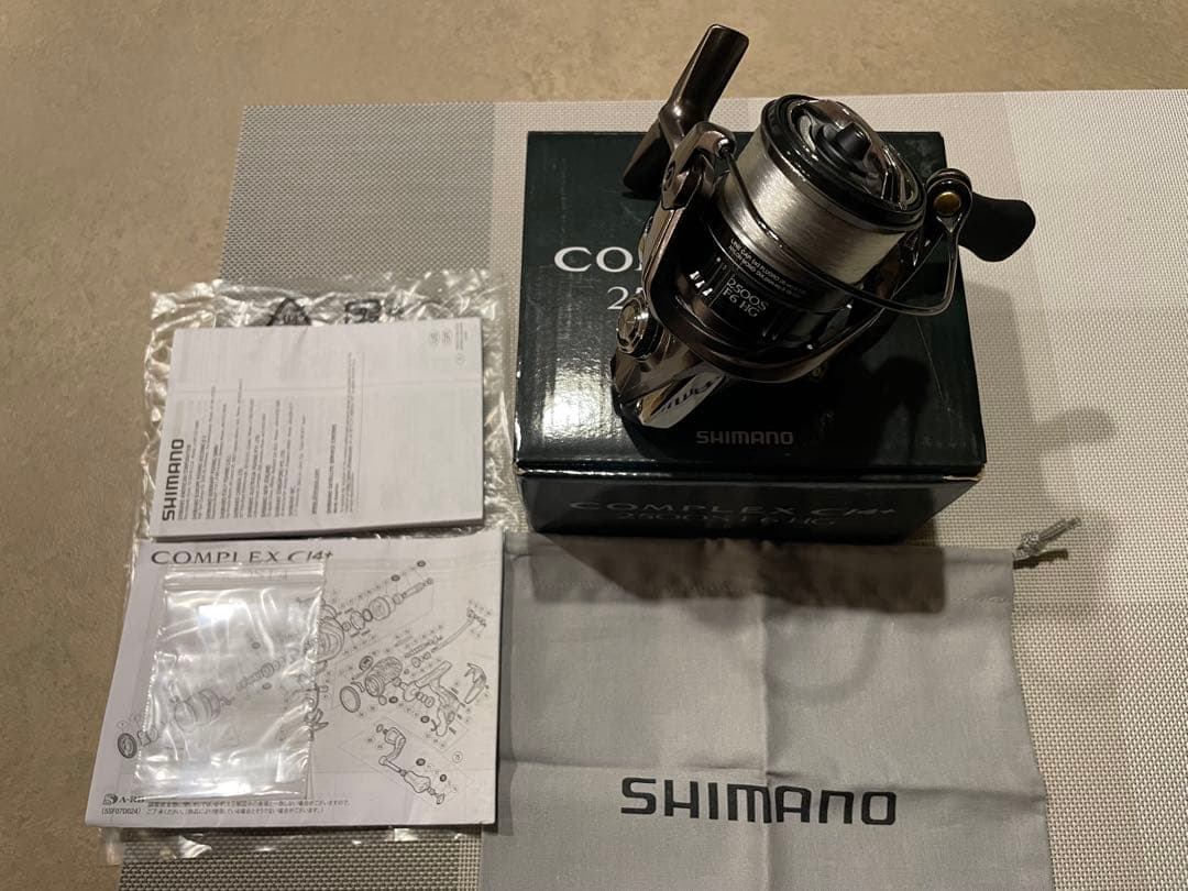 SHIMANO 17コンプレックス2500HG F6