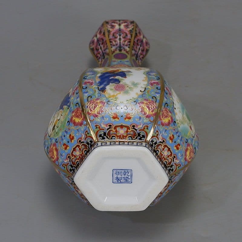 琺瑯彩蒔絵窓花鳥蒜頭瓶 景徳鎮 陶磁器 装飾品 現代工芸品 美術品 置物