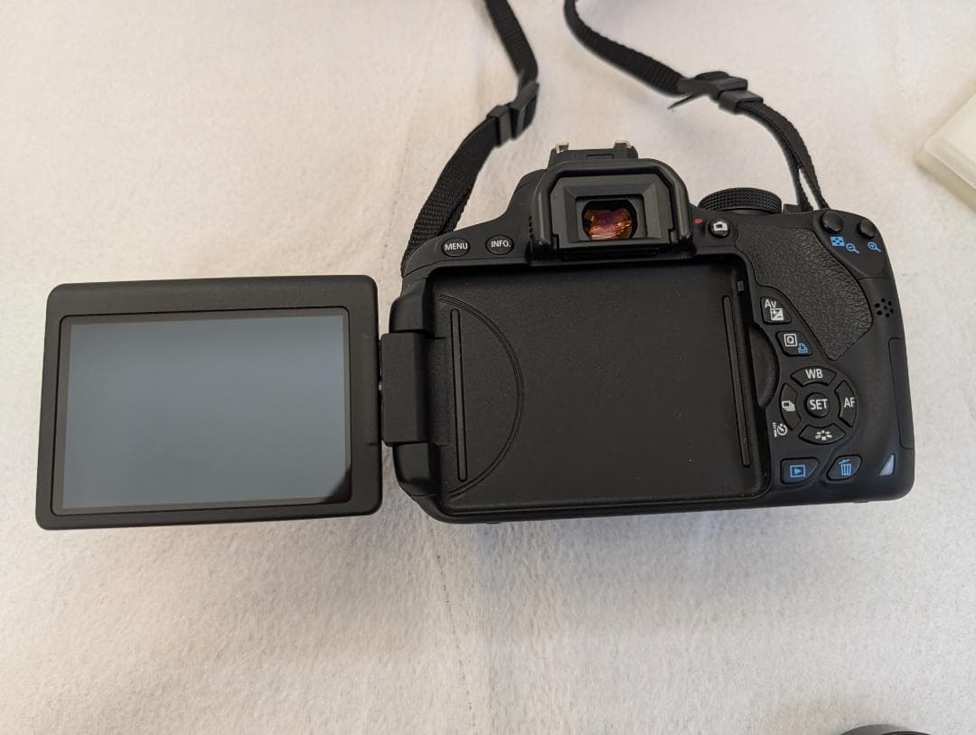 Canon EOS Kiss X7i ダブルズームキット