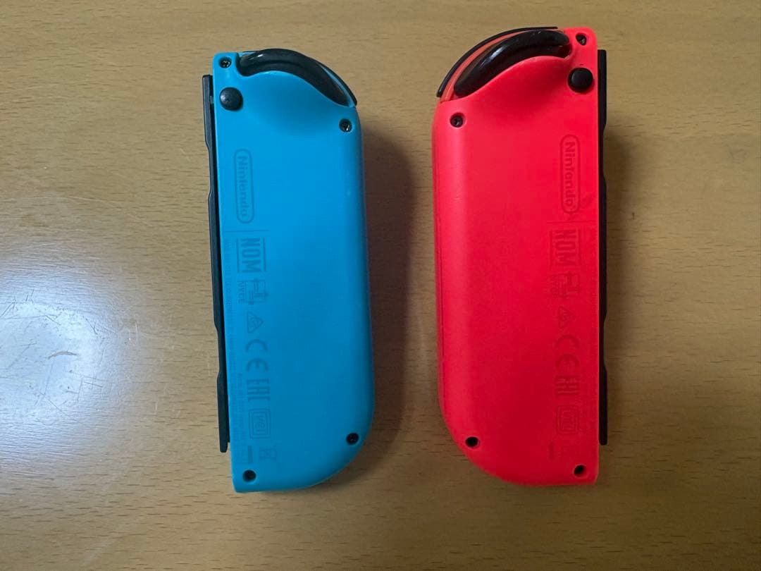 Nintendo Switch本体＋Joy-Con＋周辺機器 箱無し