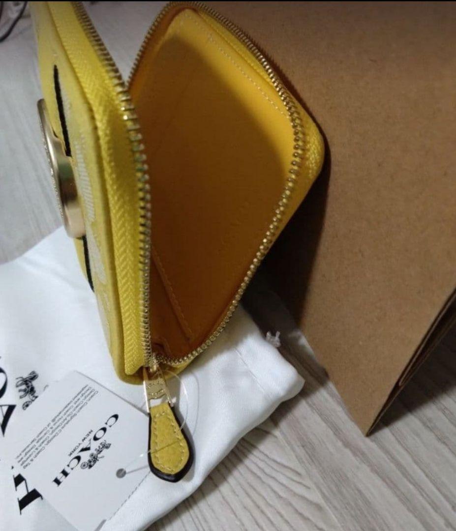 COACH ジャカード コンパクト折り財布 イエロー