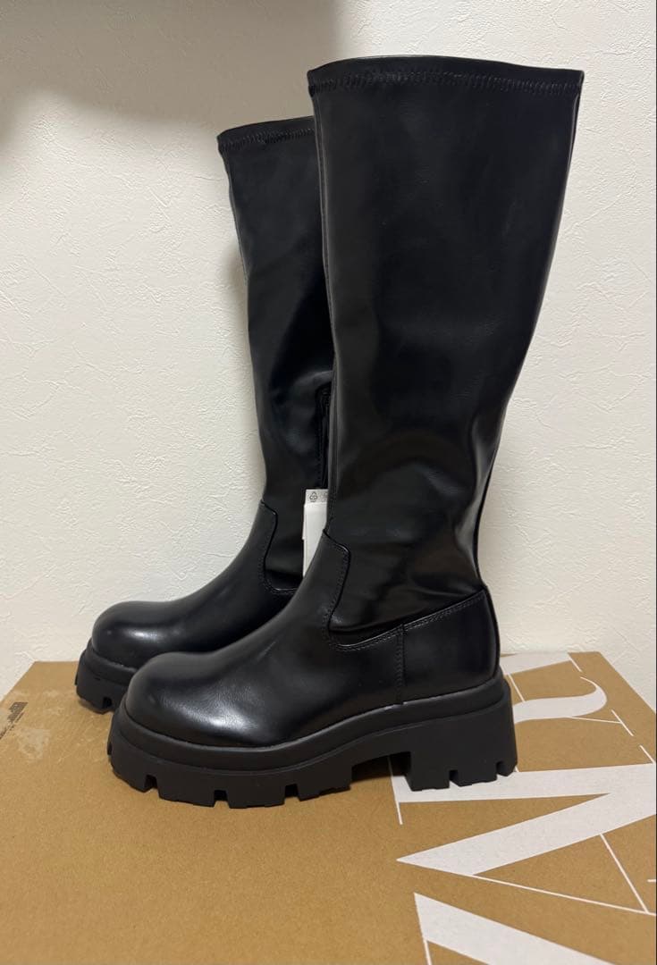 未使用ZARA プラットフォームニーハイブーツ