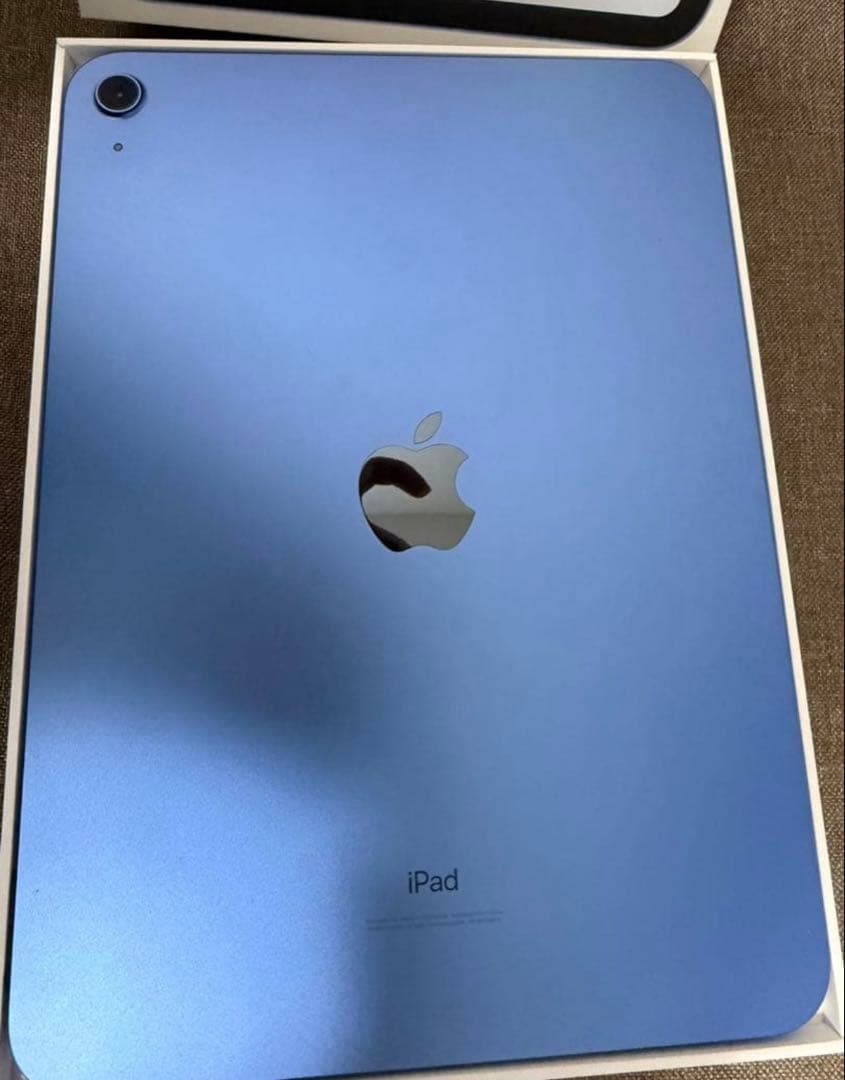 Apple iPad 本体 ブルー 元箱付き