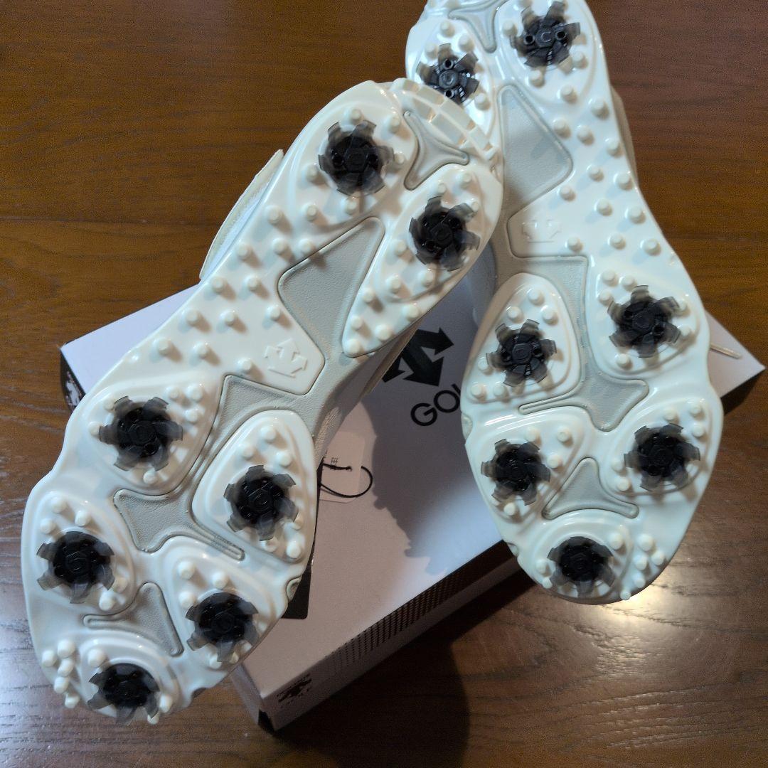 デサント　 ゴルフシューズ 　新品　スパイク付