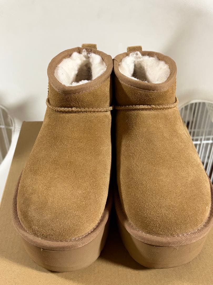 極美品 UGG クラシック ウルトラ ミニ プラットフォーム