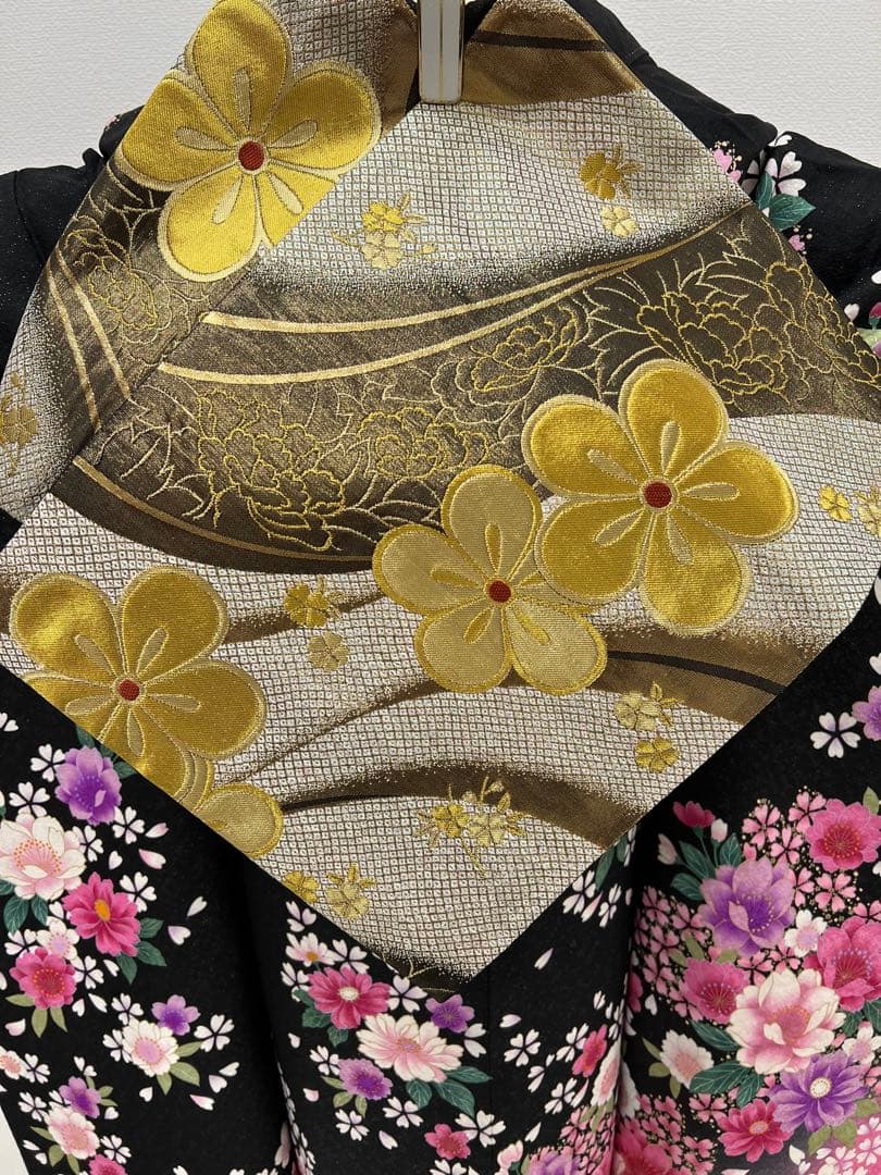 振り袖　フルセット　長襦袢　黒地　成人式　金彩加工　刺繍入り　銀通し　810
