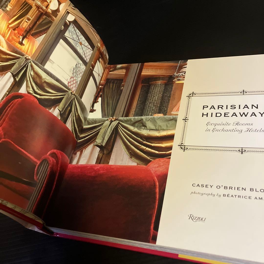 洋書　PARISIAN HIDEAWAYS　パリの隠れ家