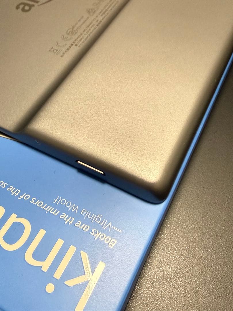 Kindle Oasis 色調調節ライト搭載 wifi 32GB 広告なし