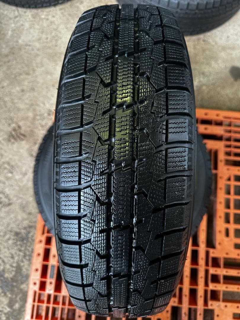 155/65R14 トーヨー GIZ 4本 送料込み 冬タイヤ T1128