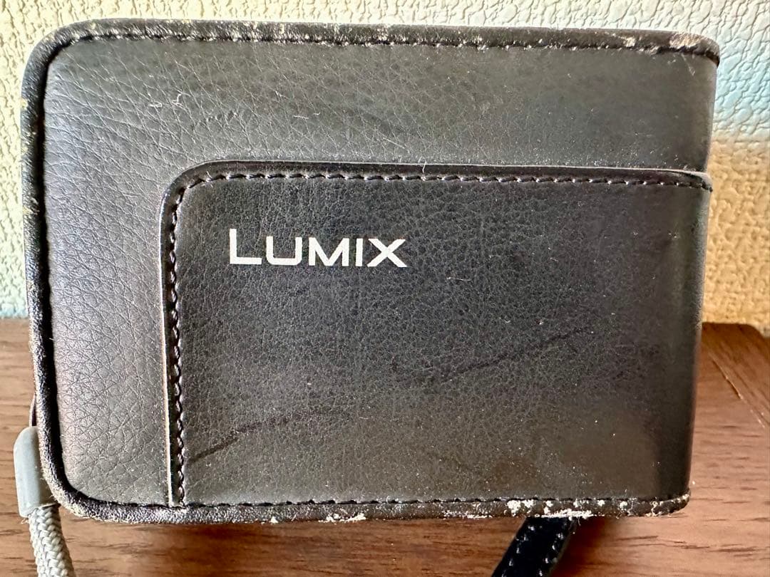 Panasonic LUMIX DMC-FX65（良品・バッテリー＆ケース付き）