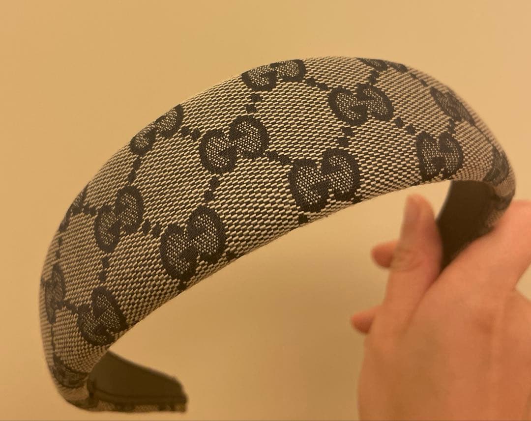 GUCCI GGキャンバスヘアバンド