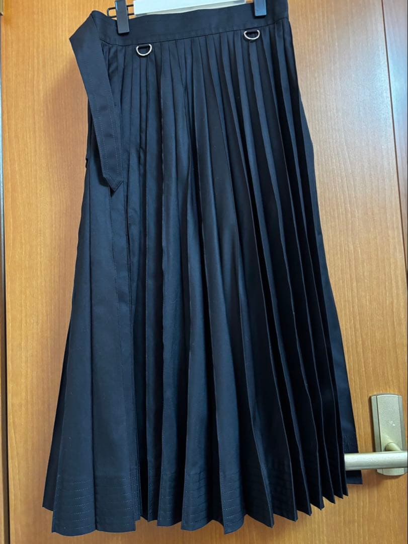 sacai プリーツスカート　 ブラック　2