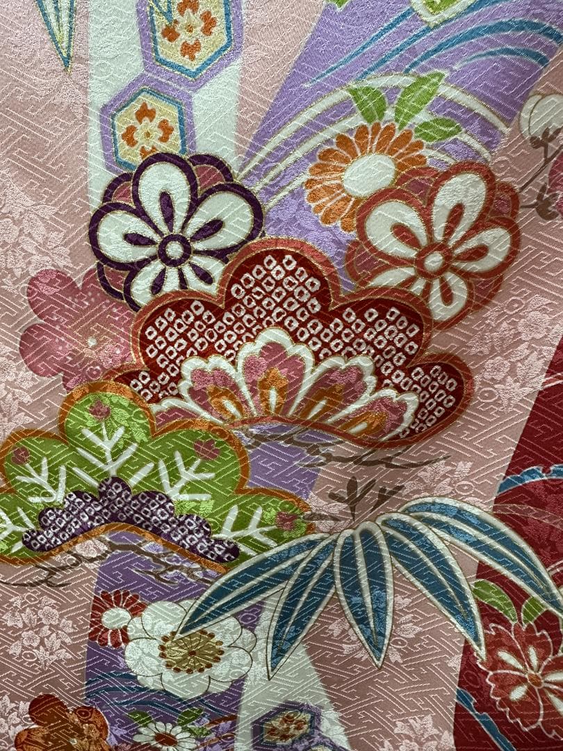 吉澤友禅 ピンク地 古典柄 金駒刺繍 松竹梅 振袖 袋帯フルセット