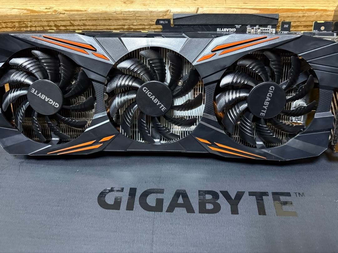 値下げ！GIGABYTE GTX 1070 Ti 8GB RGB