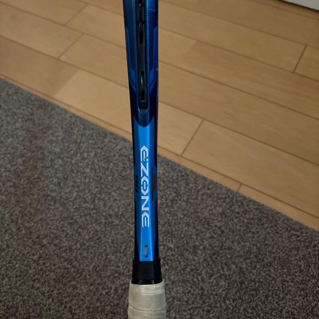 期間限定大幅値下げ中‼️YONEX EZONE グリップ2 硬式テニスラケット