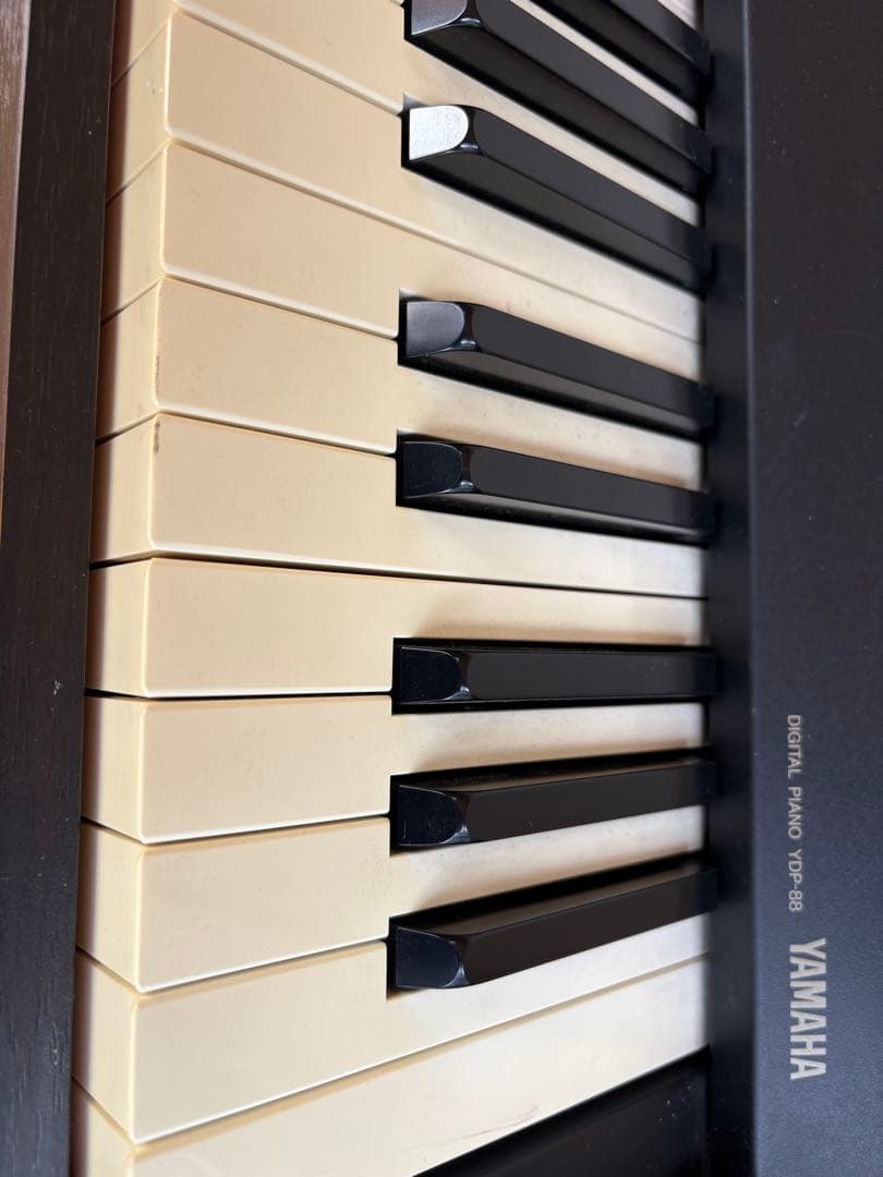 YAMAHA 電子ピアノ YDP-88 イス、譜面台付 動作確認済 町田市引取