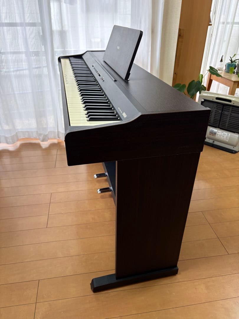 YAMAHA 電子ピアノ YDP-88 イス、譜面台付 動作確認済 町田市引取