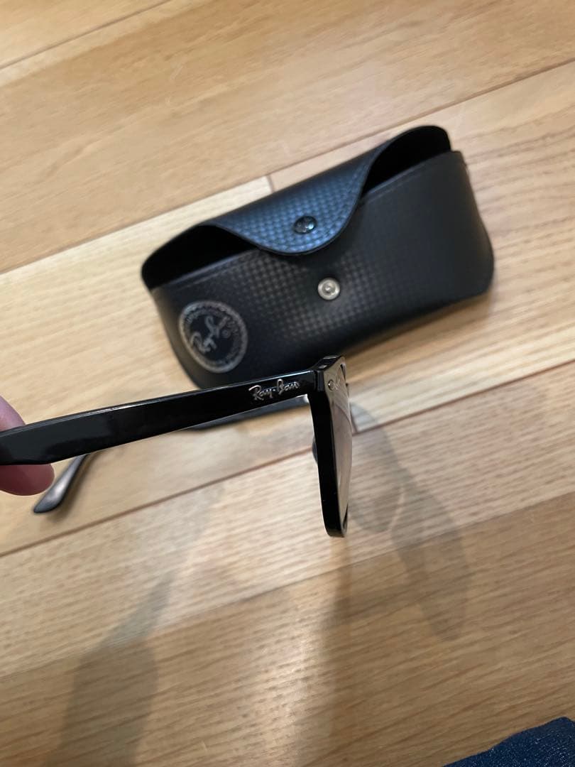 Ray-Ban RB 4259-F グラデーション