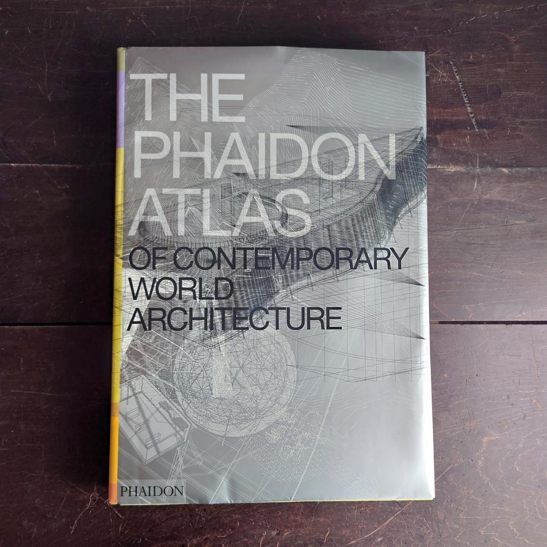 超大型本　Phaidon Atlas of World Architecture