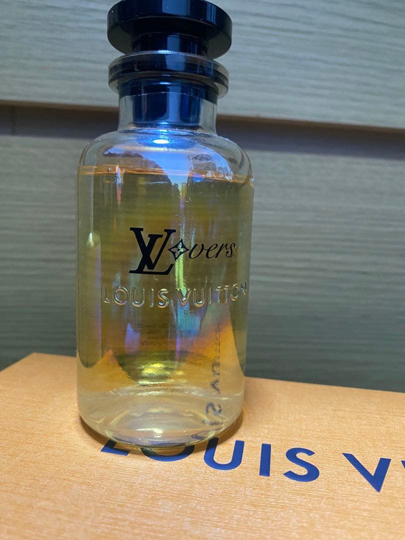 LOUIS VUITTON Lvラバーズ　100ml 専用ボックス付き