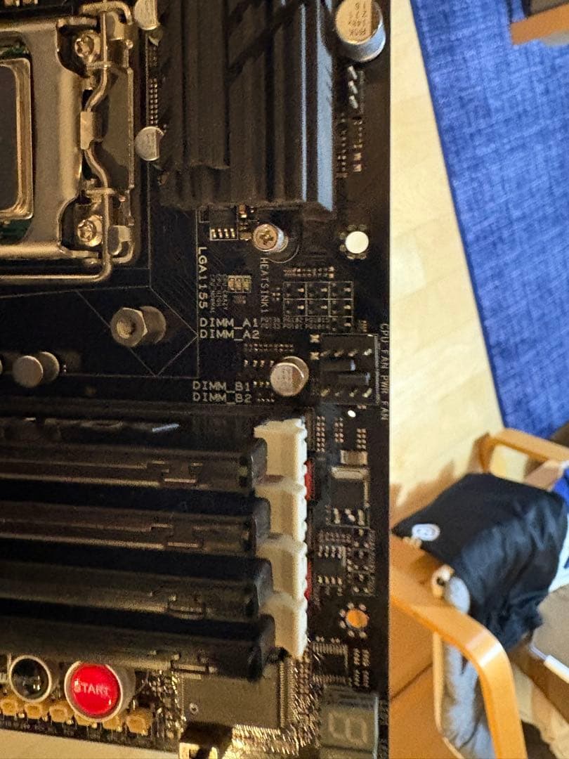 ASUS MAXIMUS IV EXTREME Z ATXマザーボードオマケ付き