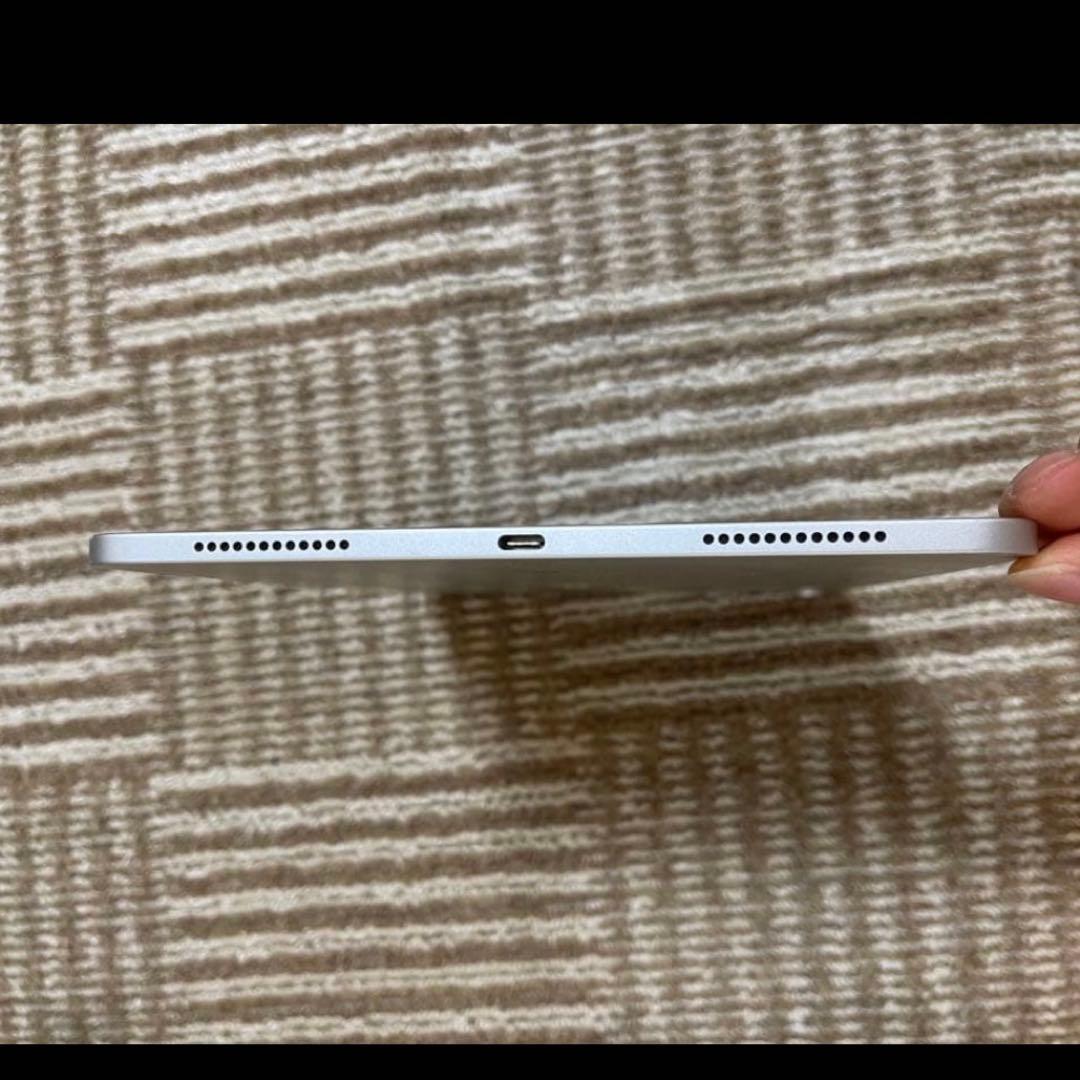 や*す様 Apple iPad Air 第４世代64GB