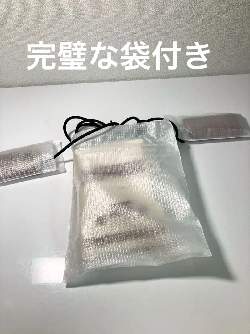【極美品】ニンテンドークラシックミニ ファミリーコンピュータ【内蔵30タイトル】