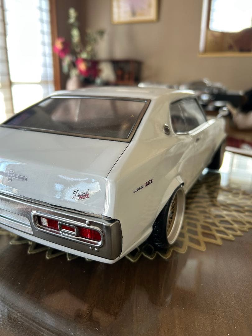 ローレル、ブタケツ1/10ラジコンボディです！電飾付きです！未走行！