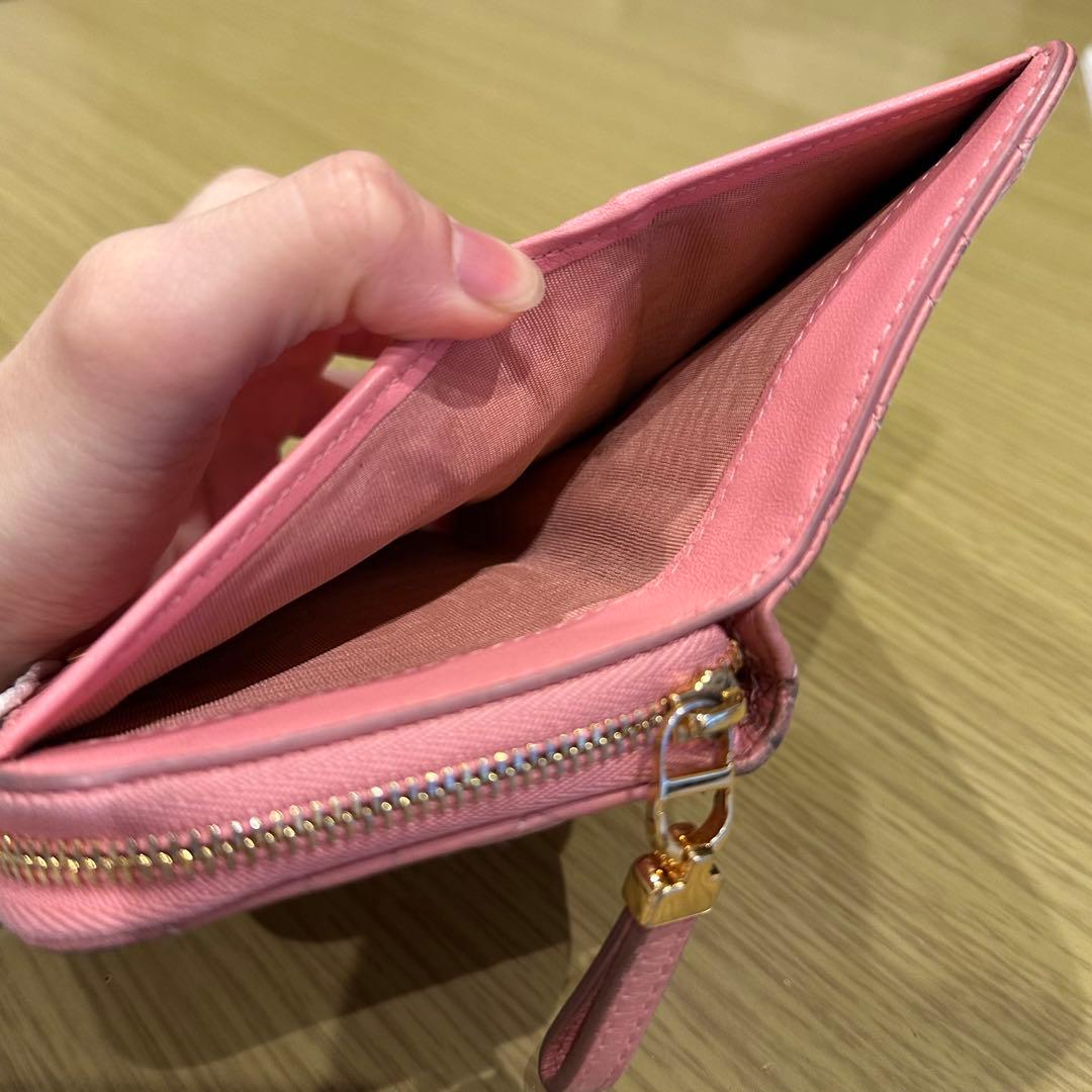 Dior ピンク キルティング 二つ折り財布
