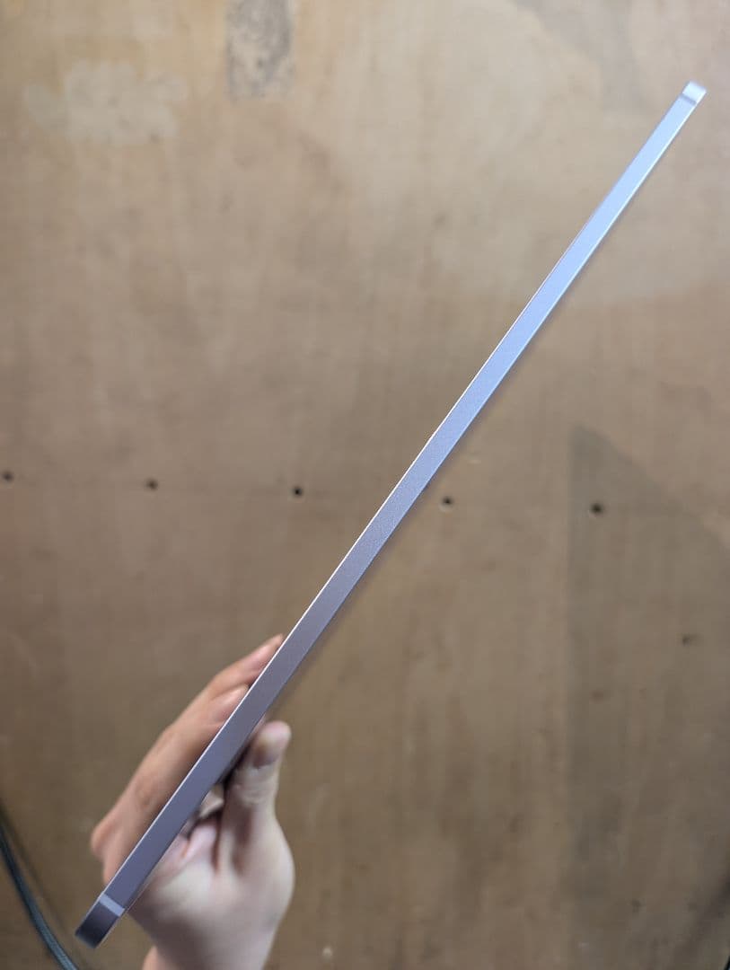 ほぼ新品 Ipad Air 第7世代 13インチ M3チップ セルラー