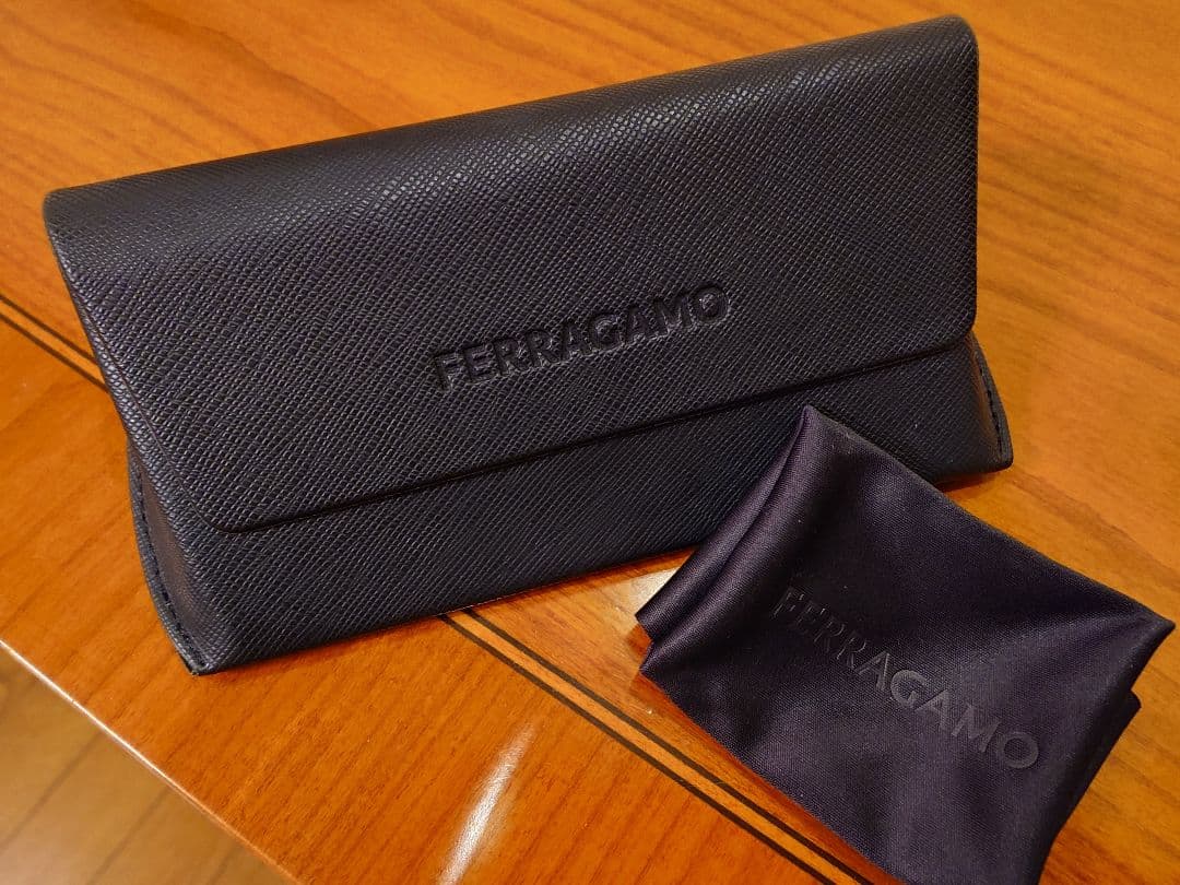 sale！〈FERRAGAMO〉ガンチーニ☆ ラウンド型サングラス　2024