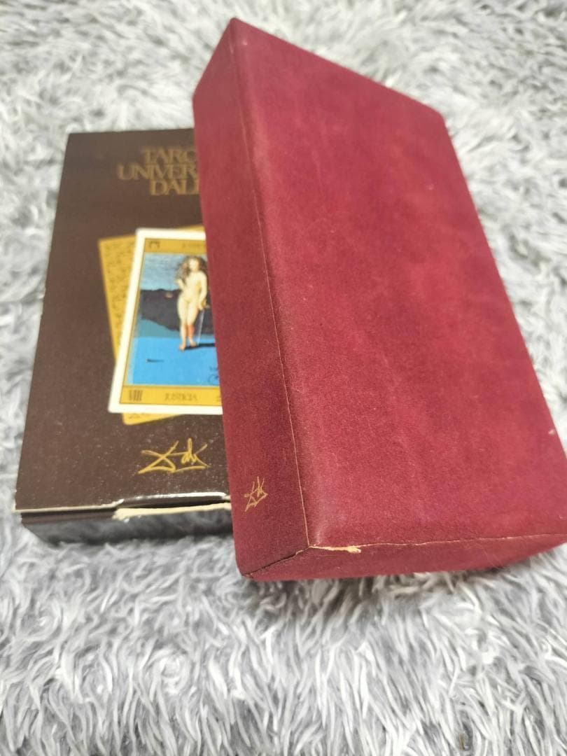 ☆レア　TAROT UNIVERSAL DALI ダリ　タロットカード　1984
