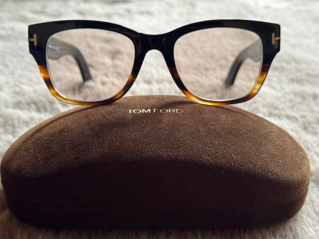 TOMFORD サングラス　TF5379 3/7終了