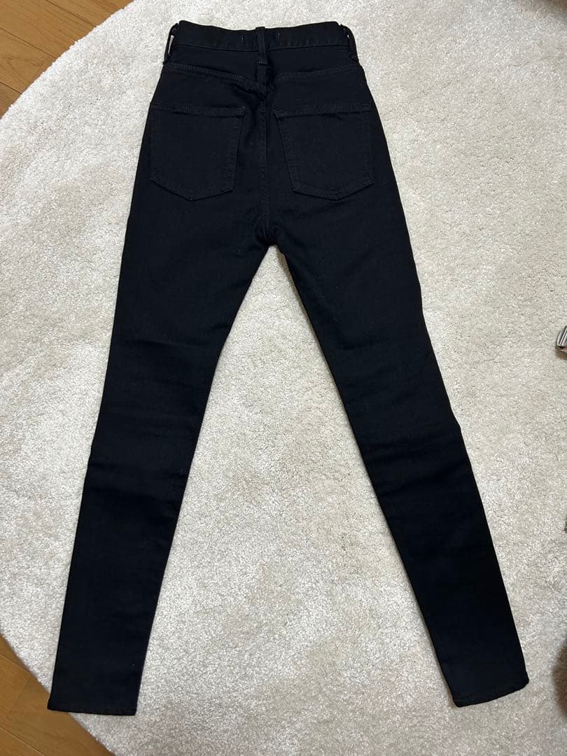 moussy 黒スキニーデニム